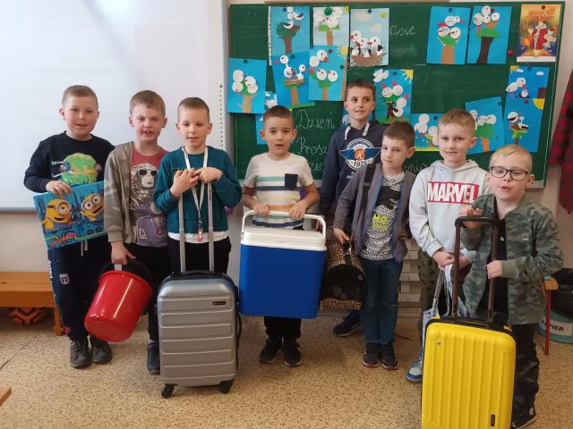 277478432 1142453556570993 3268369724935364998 N