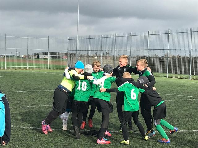 Z podwórka na stadion